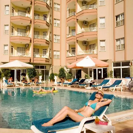 Dolphin Family Hotel 3* Αλάνια