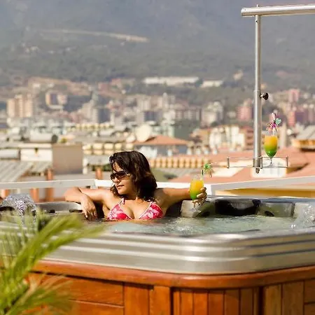 Dolphin Family Hotel 3* Αλάνια